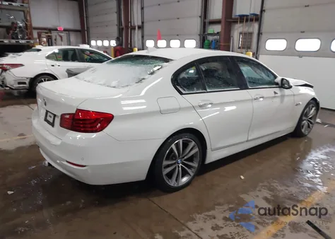 2016 BMW 528I xDrive z USA, uszkodzony, nr VIN WBA5A7C51GG643958